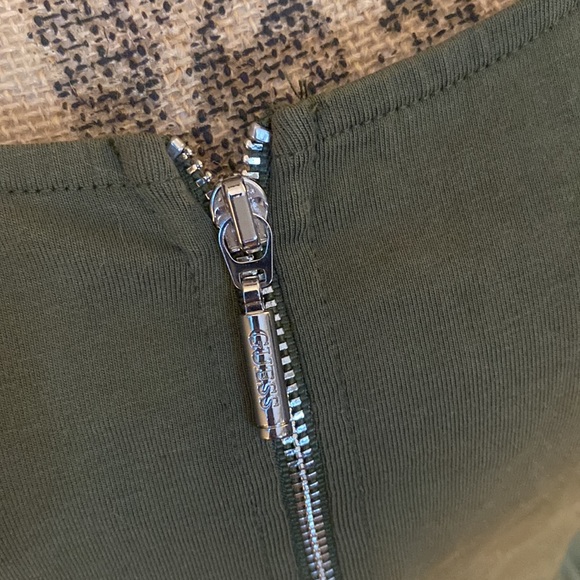 Guess Top - Picture 4 of 8